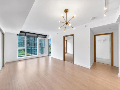 752-38 Smithe Street - 4