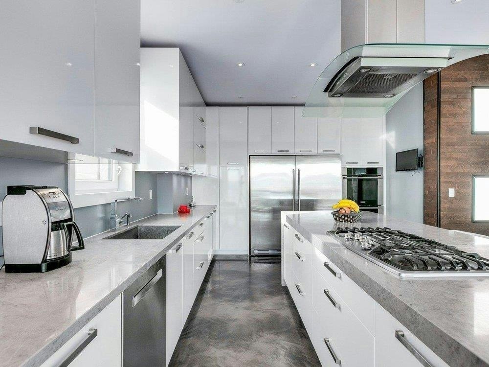15061 Victoria Avenue - 5