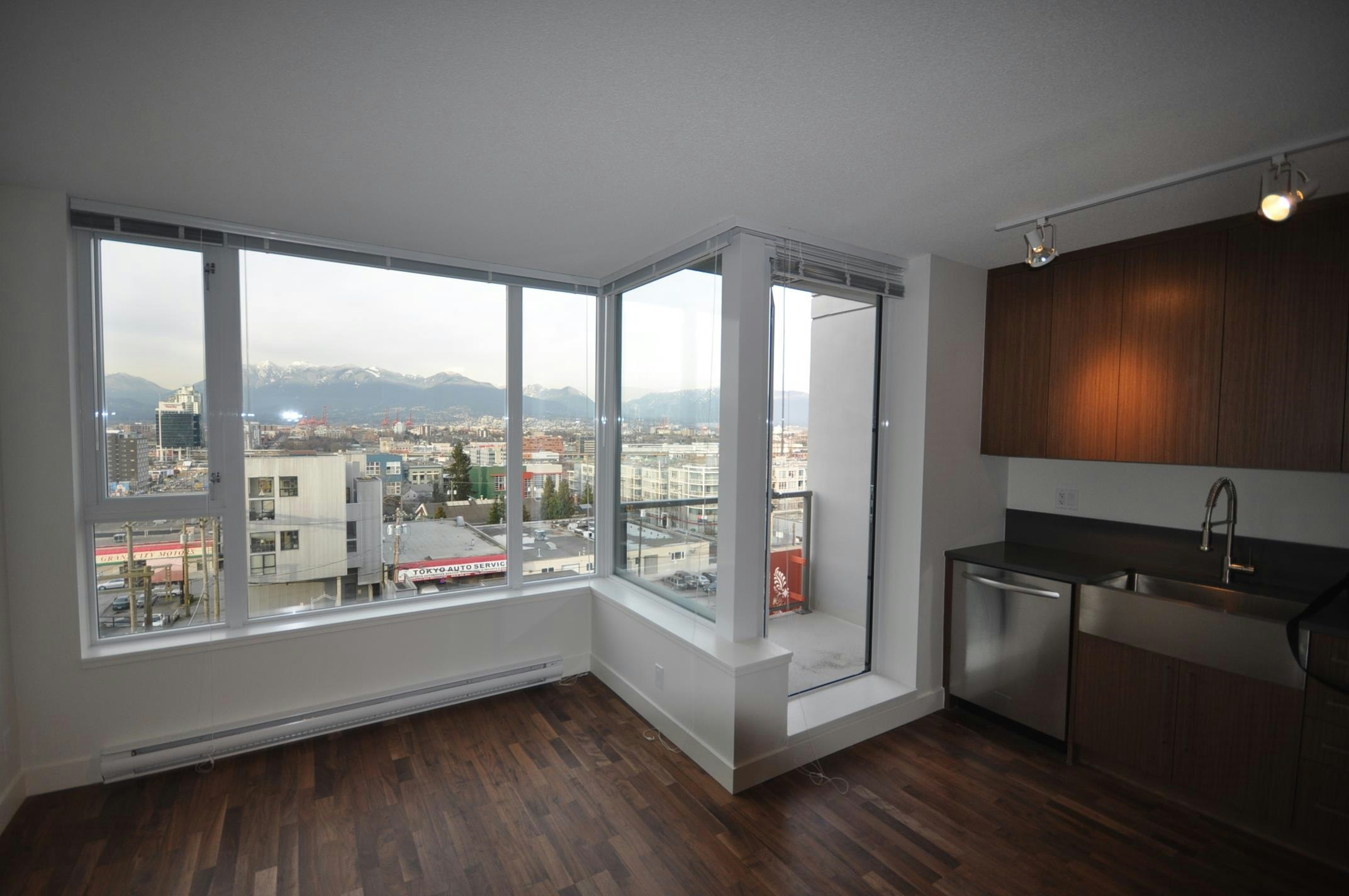 803-250 E 6 Avenue, Vancouver, BC, V5T 0B7 - 9