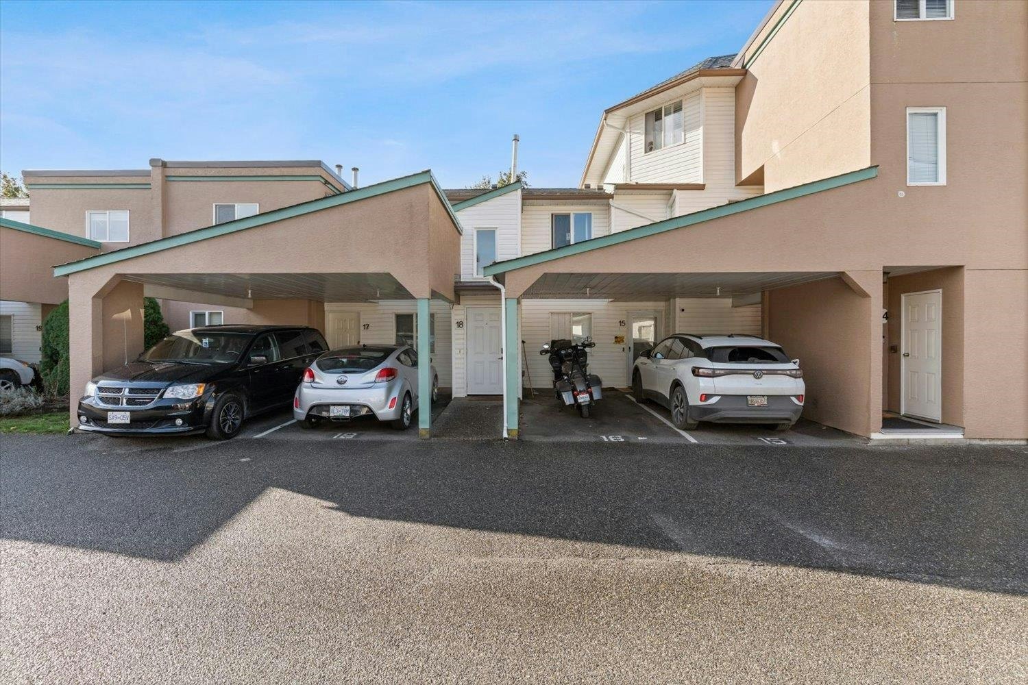 16-7715 Luckakuck Place, Chilliwack, BC, V2R 3N6