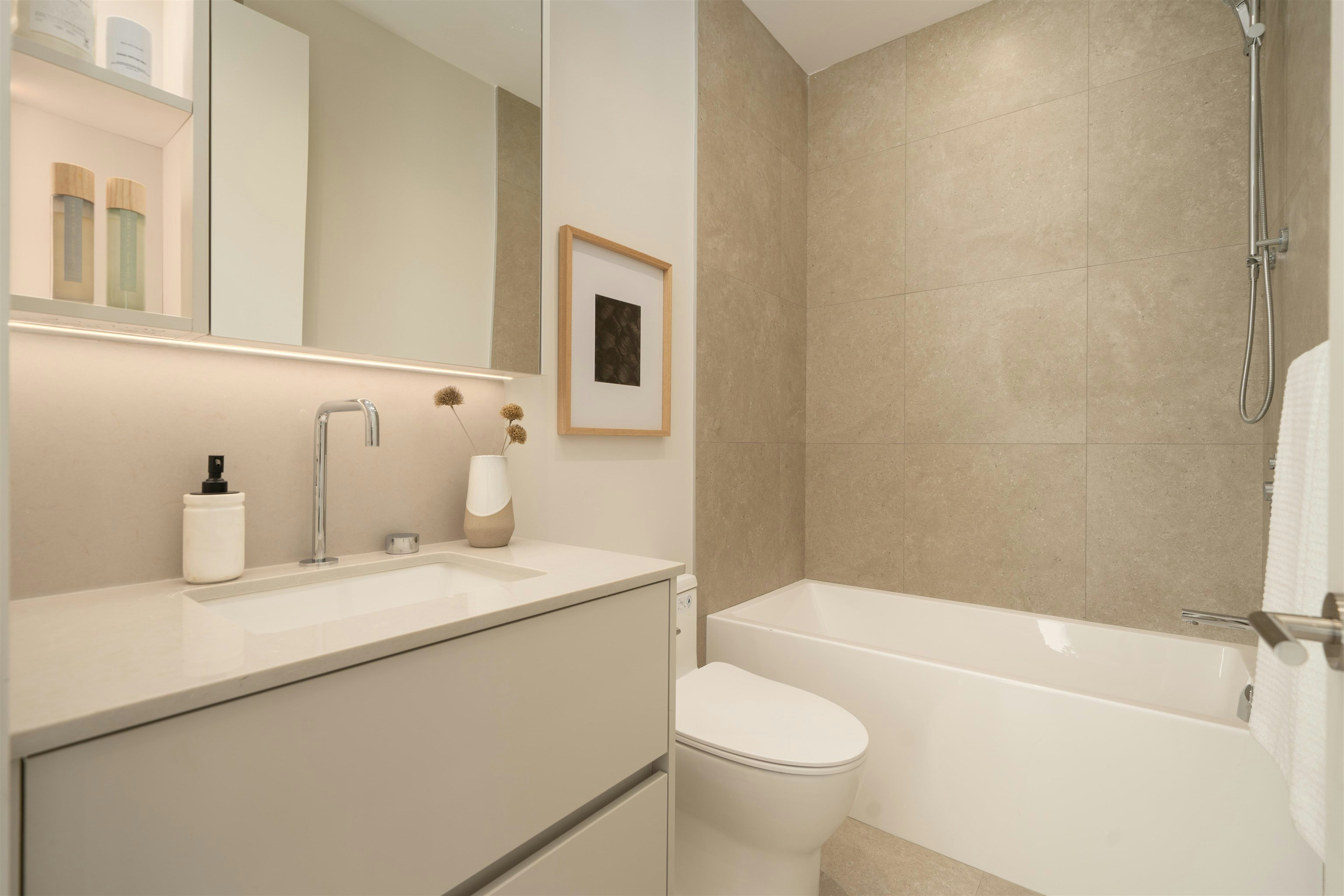 1-1458 Rosser Avenue, Burnaby, BC, V5C 5C8 - 17