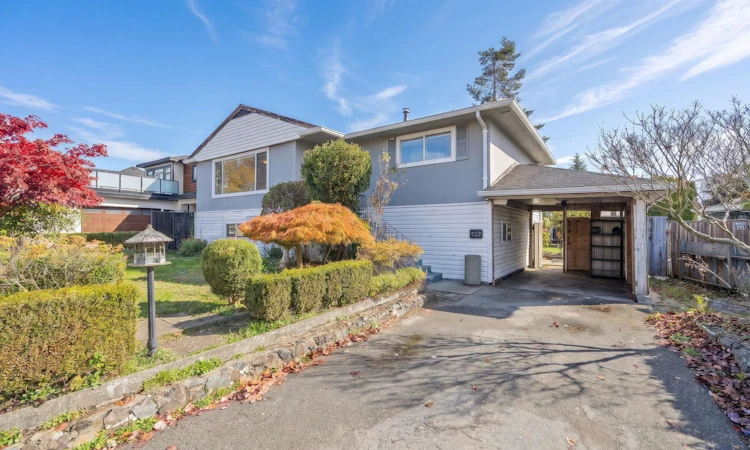 7510 Hurdle Crescent