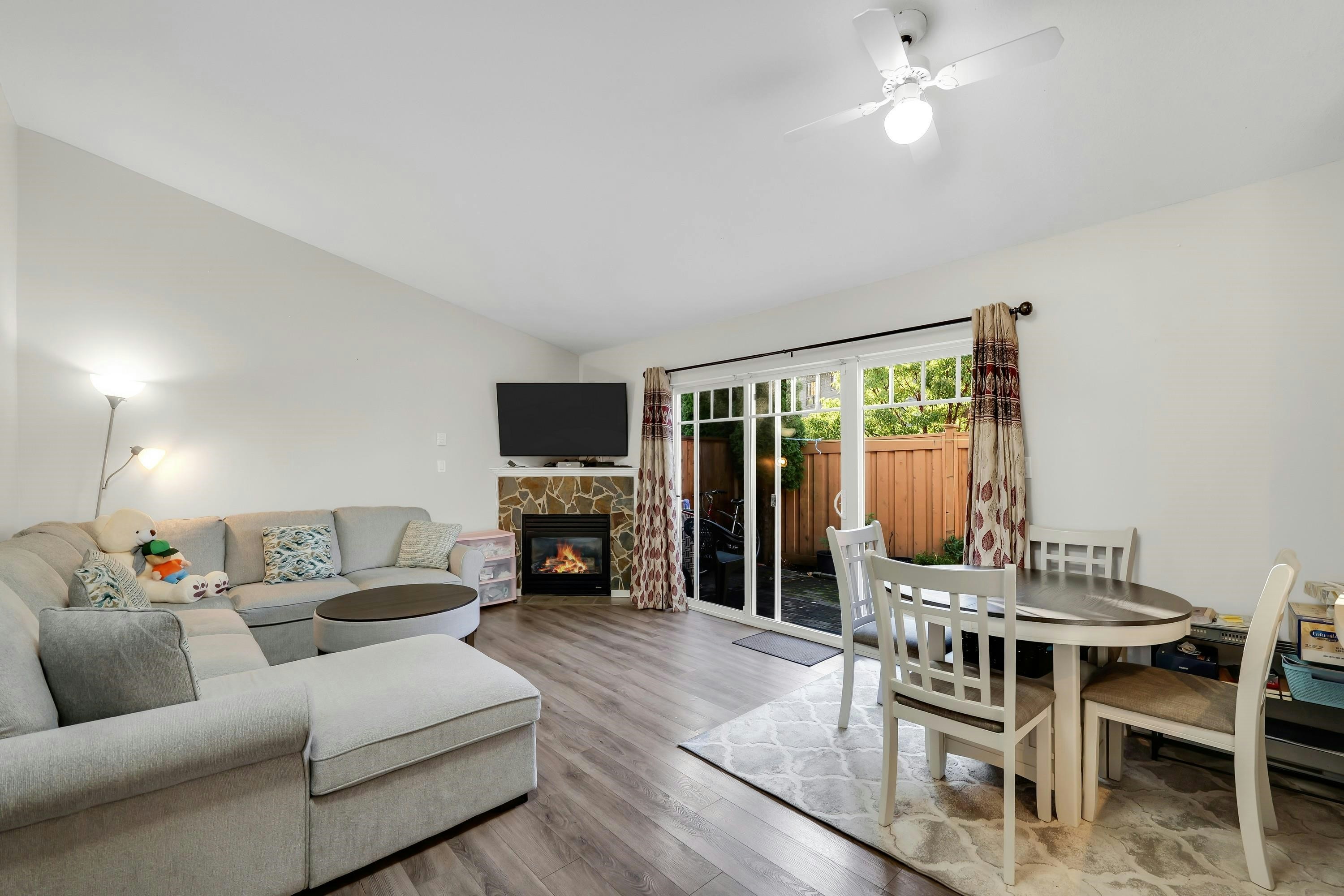 95-1821 Willow Crescent - 2