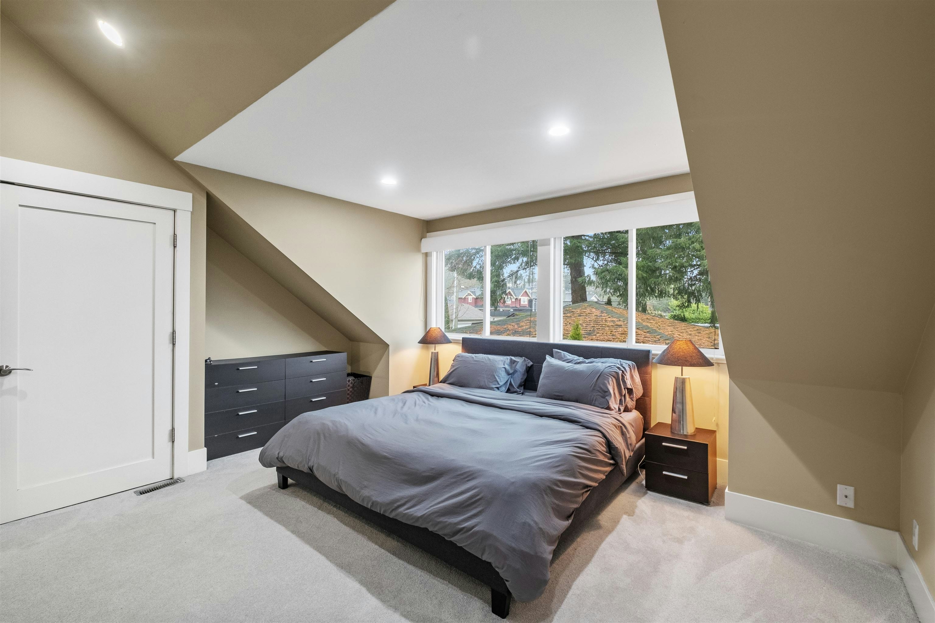 1620 St. Andrews Avenue, North Vancouver, BC, V7L 3L6 - 16