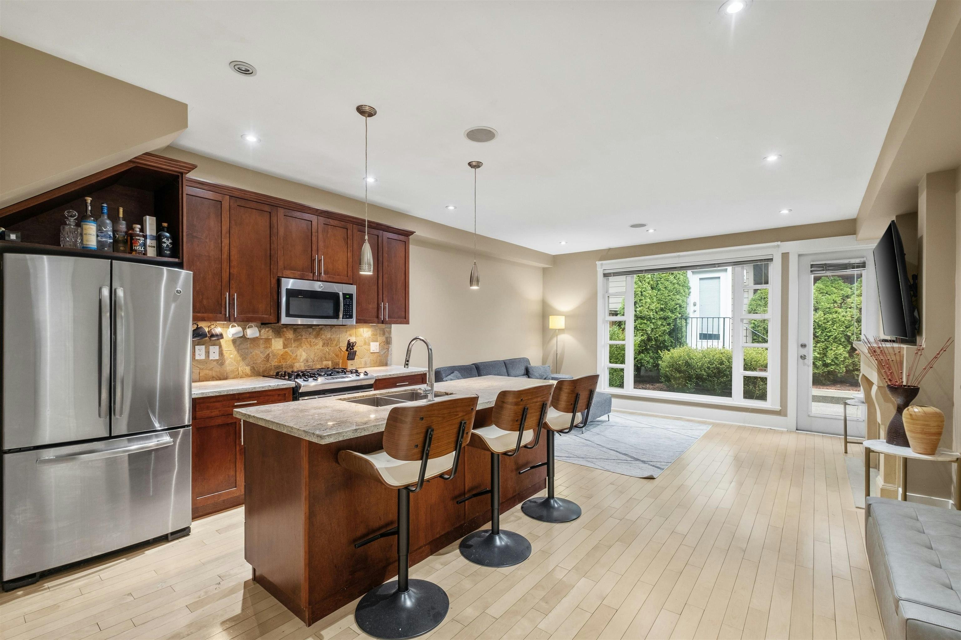 1620 St. Andrews Avenue, North Vancouver, BC, V7L 3L6