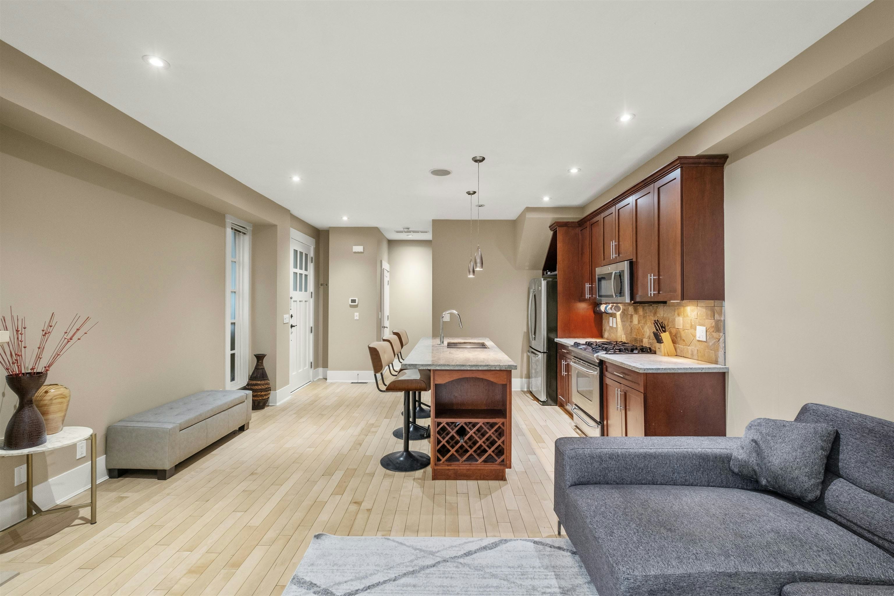 1620 St. Andrews Avenue, North Vancouver, BC, V7L 3L6 - 9