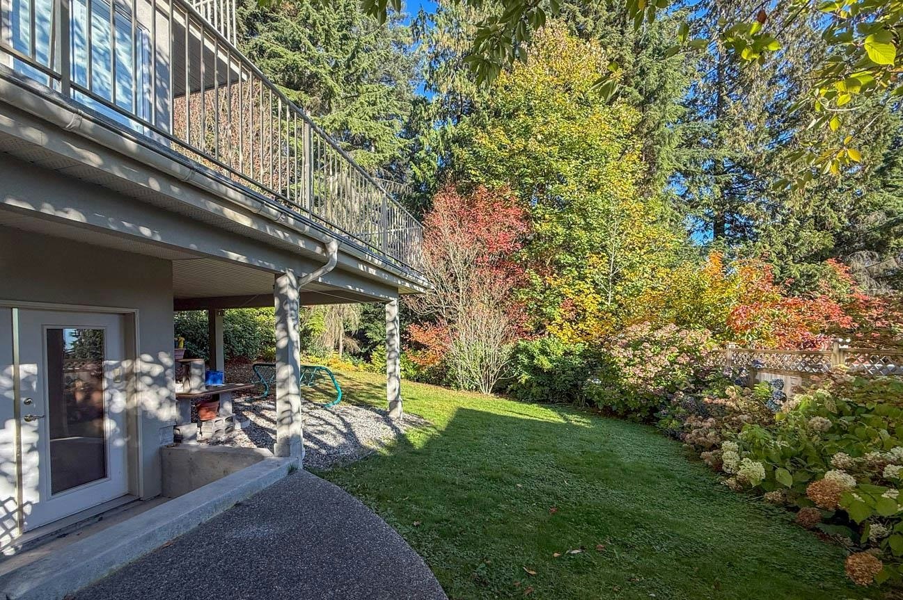 3858 Sauve Place, North Vancouver, BC, V7K 3C8 - 3
