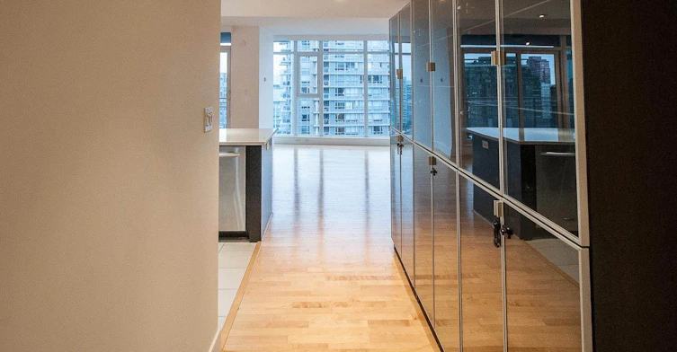 2501-1205 W Hastings, Vancouver, BC, V6E 4T7 - 2
