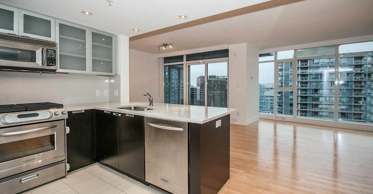 2501-1205 W Hastings, Vancouver, BC, V6E 4T7