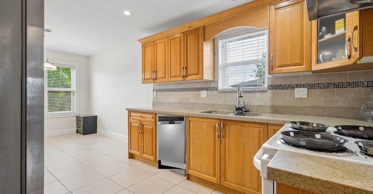 3795 Fleming Street, Vancouver, BC, V5N 3W1 - 11