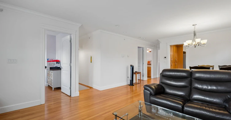 3795 Fleming Street, Vancouver, BC, V5N 3W1 - 4
