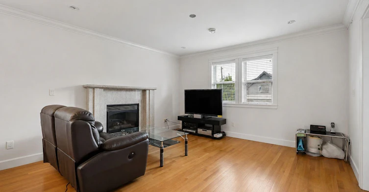 3795 Fleming Street, Vancouver, BC, V5N 3W1 - 7