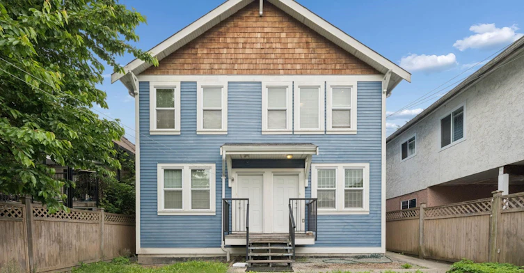 3795 Fleming Street, Vancouver, BC, V5N 3W1 - 2
