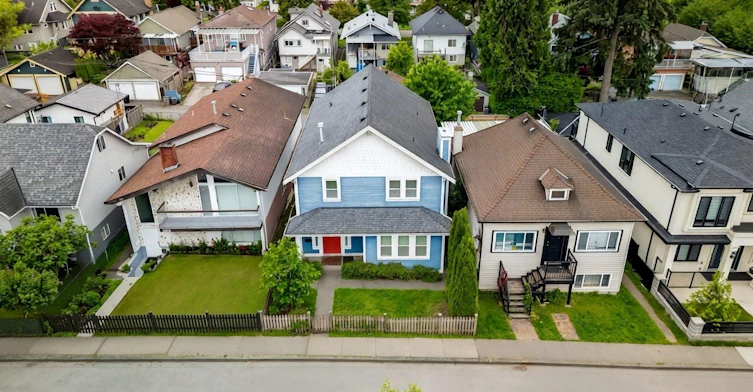 3795 Fleming Street, Vancouver, BC, V5N 3W1