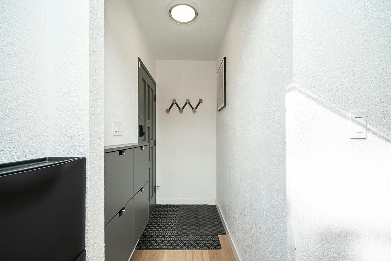 4XXX Eton Street, Burnaby, BC, V5C 1K1 - 3