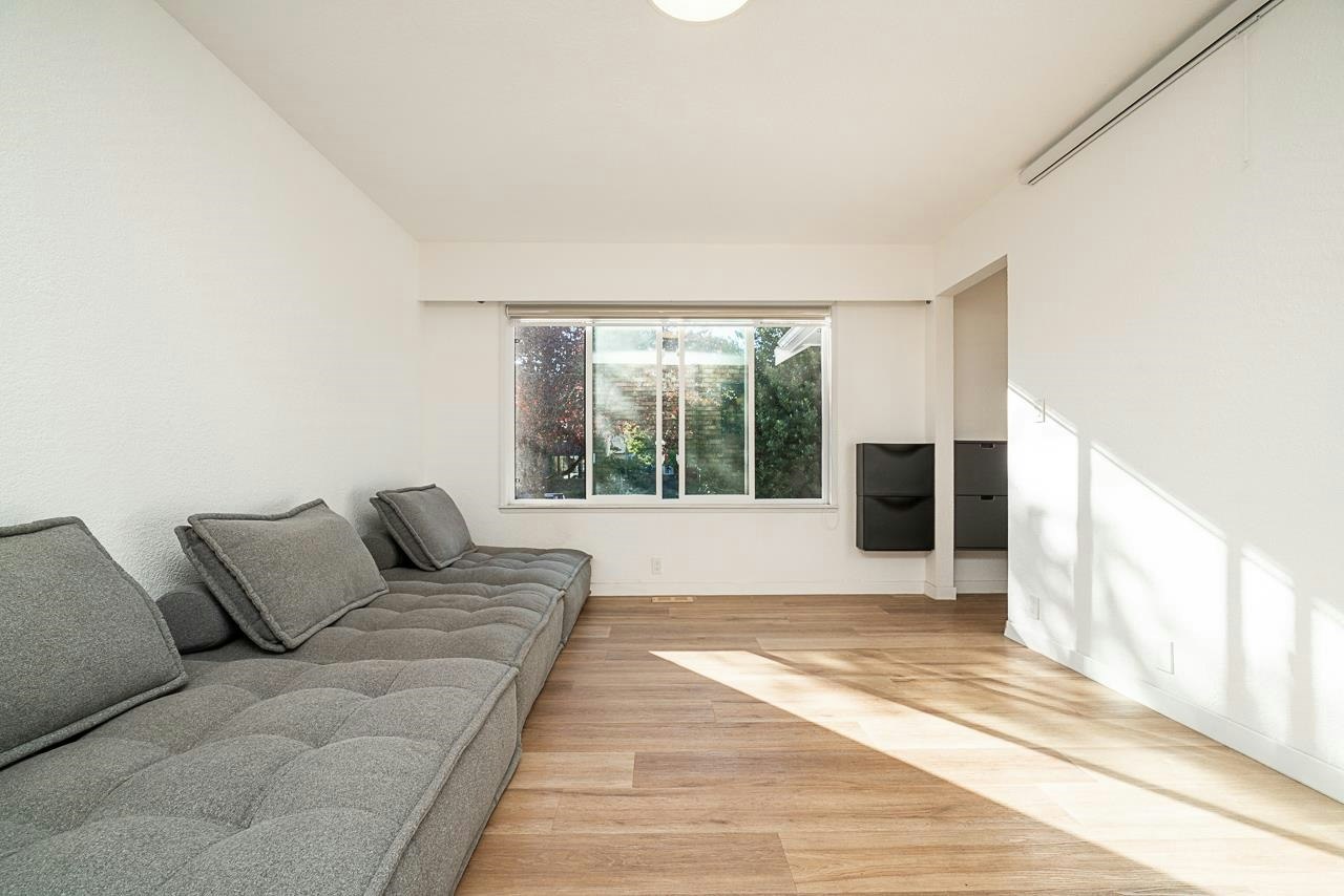 4XXX Eton Street, Burnaby, BC, V5C 1K1 - 4