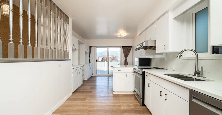 4XXX Eton Street, Burnaby, BC, V5C 1K1