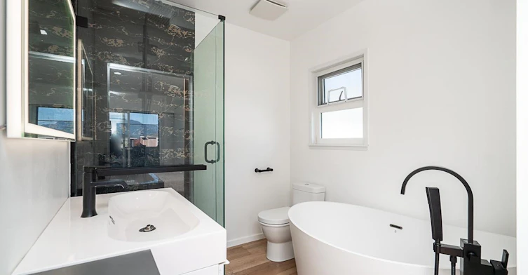 4XXX Eton Street, Burnaby, BC, V5C 1K1 - 18