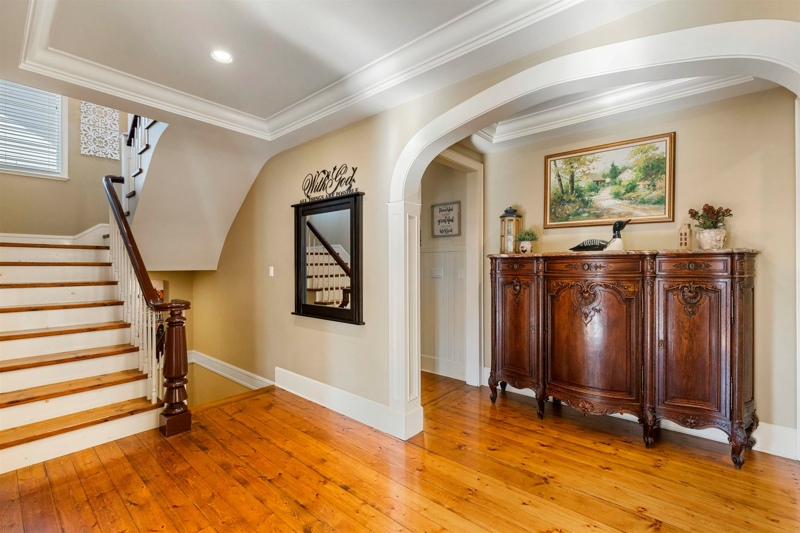 21095 44 Avenue - 5