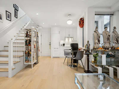 721 E 26th Avenue - 5