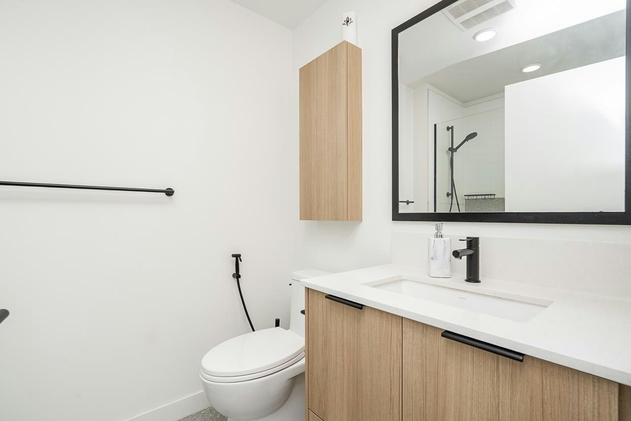 221-9456 134 Street, Surrey, BC, V3V 0G8 - 17