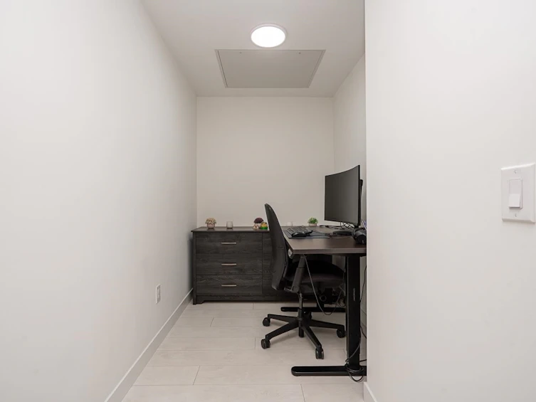 221-9456 134 Street, Surrey, BC, V3V 0G8 - 22