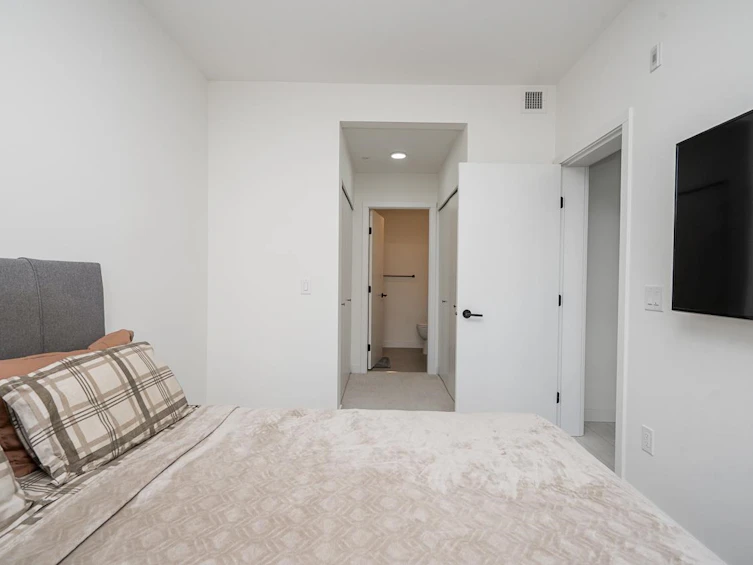 221-9456 134 Street, Surrey, BC, V3V 0G8 - 15