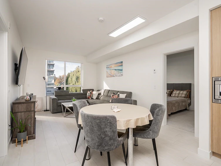 221-9456 134 Street, Surrey, BC, V3V 0G8 - 7