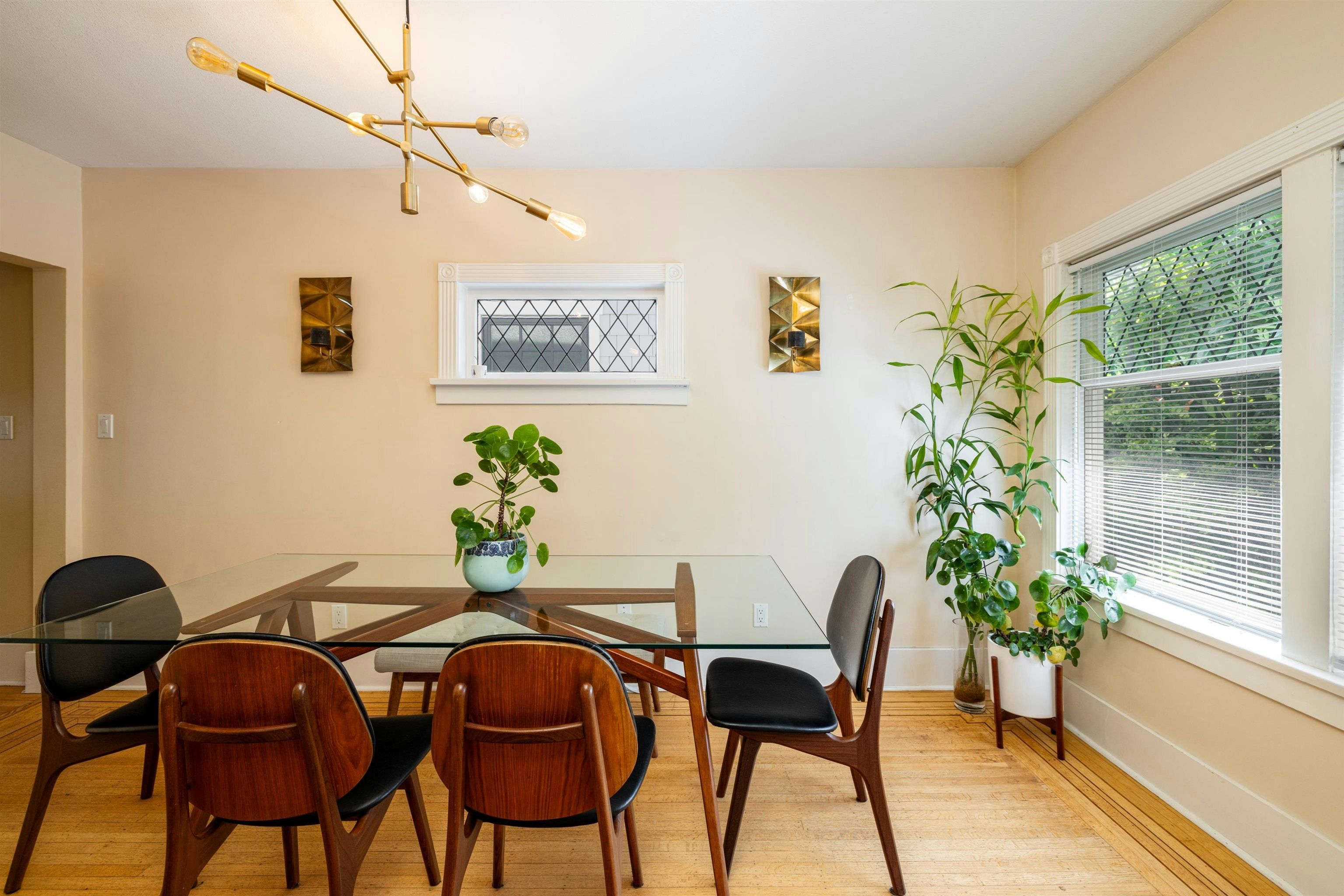 4343 W 11th Avenue, Vancouver, BC, V6R 2L9 - 12