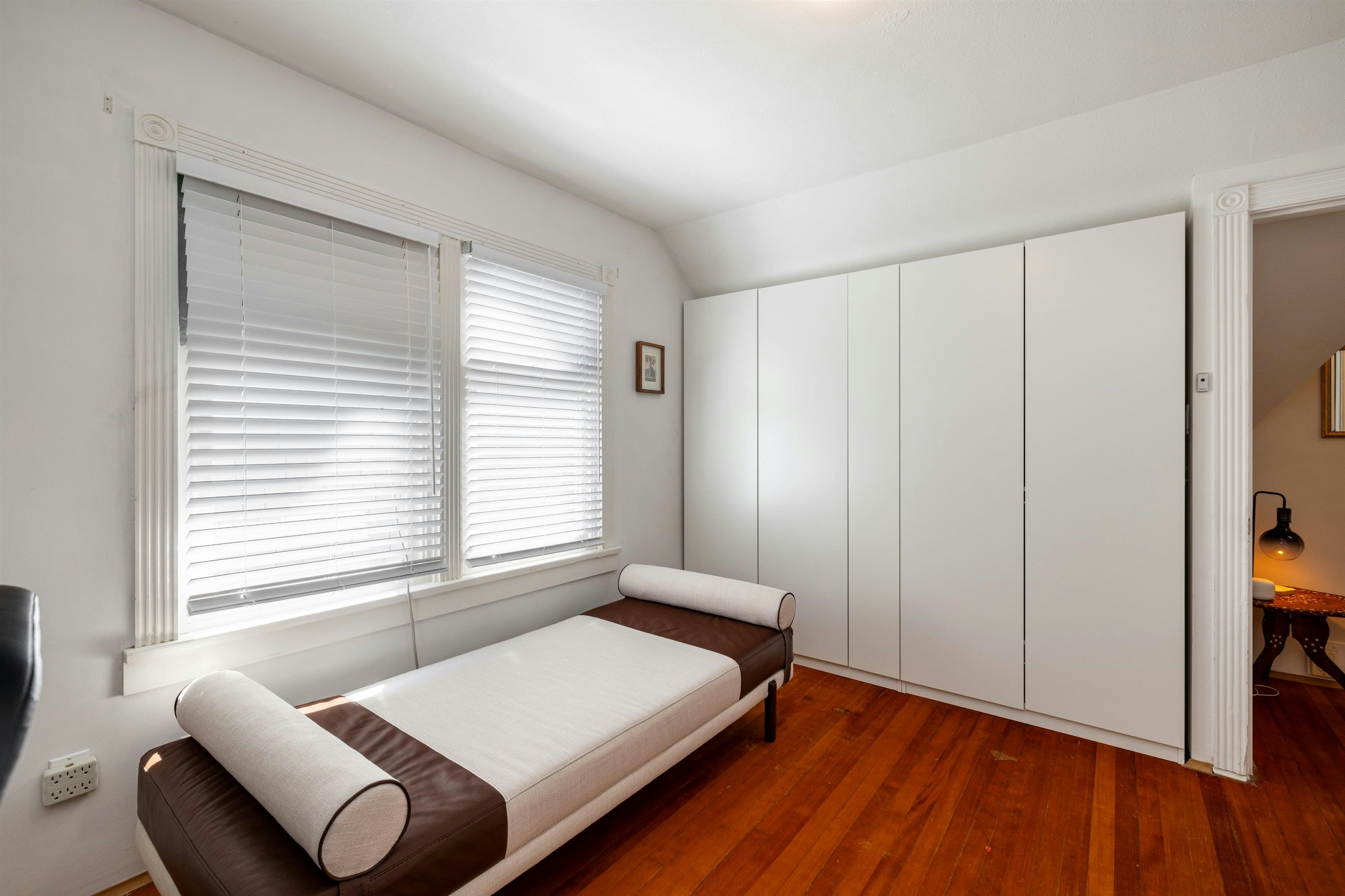 4343 W 11th Avenue, Vancouver, BC, V6R 2L9 - 18