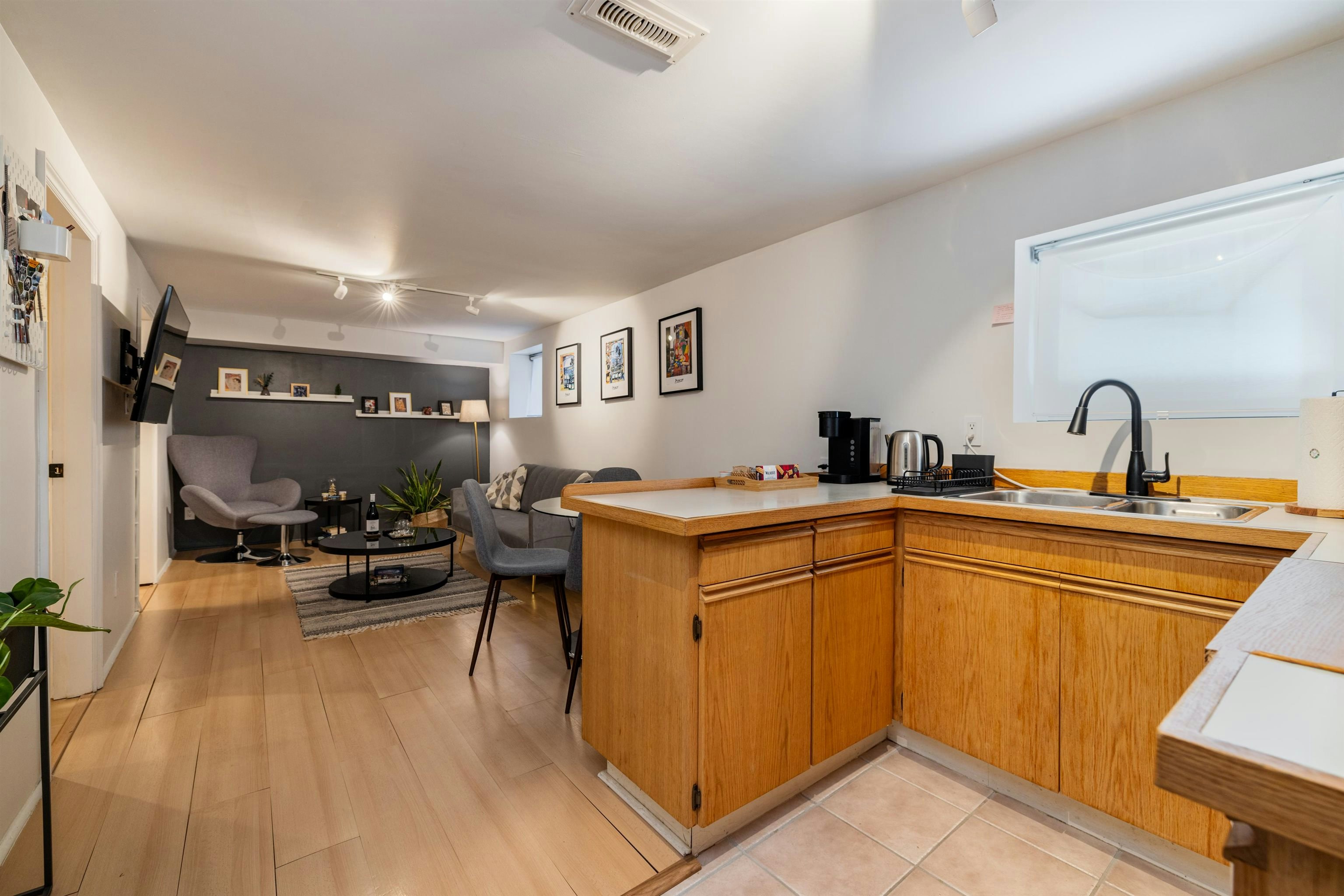 4343 W 11th Avenue, Vancouver, BC, V6R 2L9 - 20
