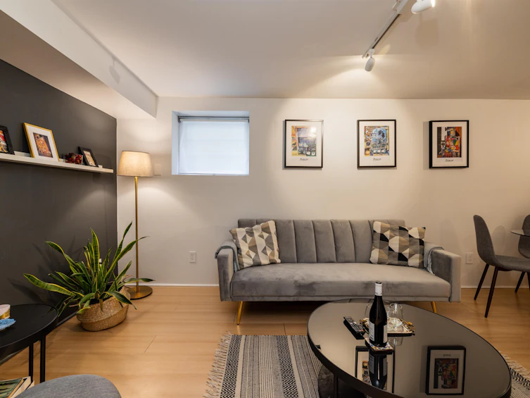4343 W 11th Avenue, Vancouver, BC, V6R 2L9 - 25