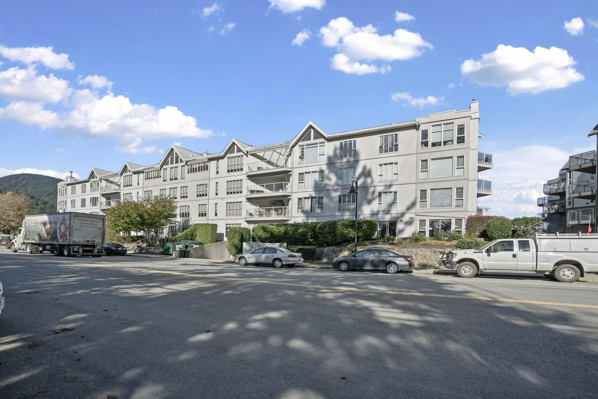 412-328 Esplanade Avenue, Harrison Hot Springs, BC, V0M 1K0