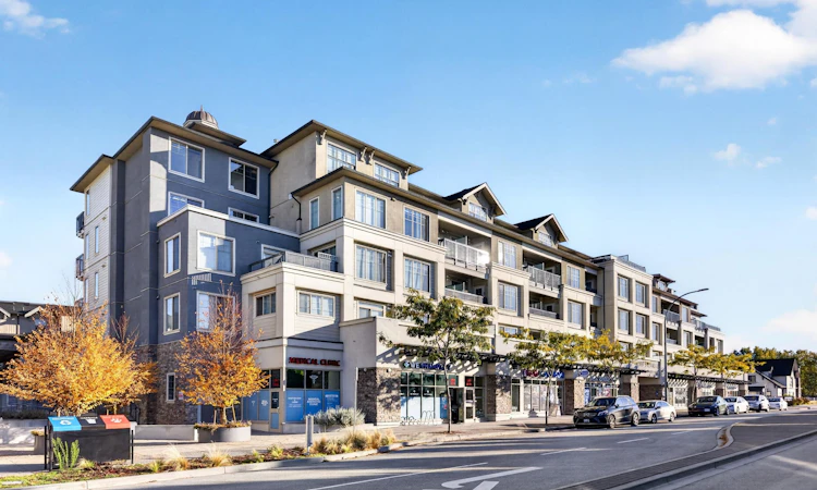 B306-20487 65 Avenue
