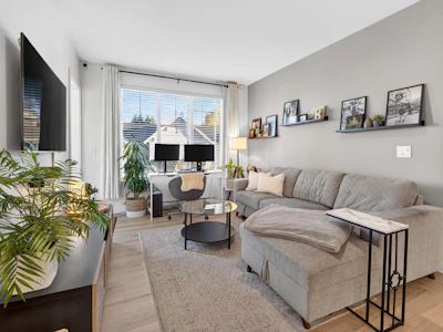 B306-20487 65 Avenue - 3