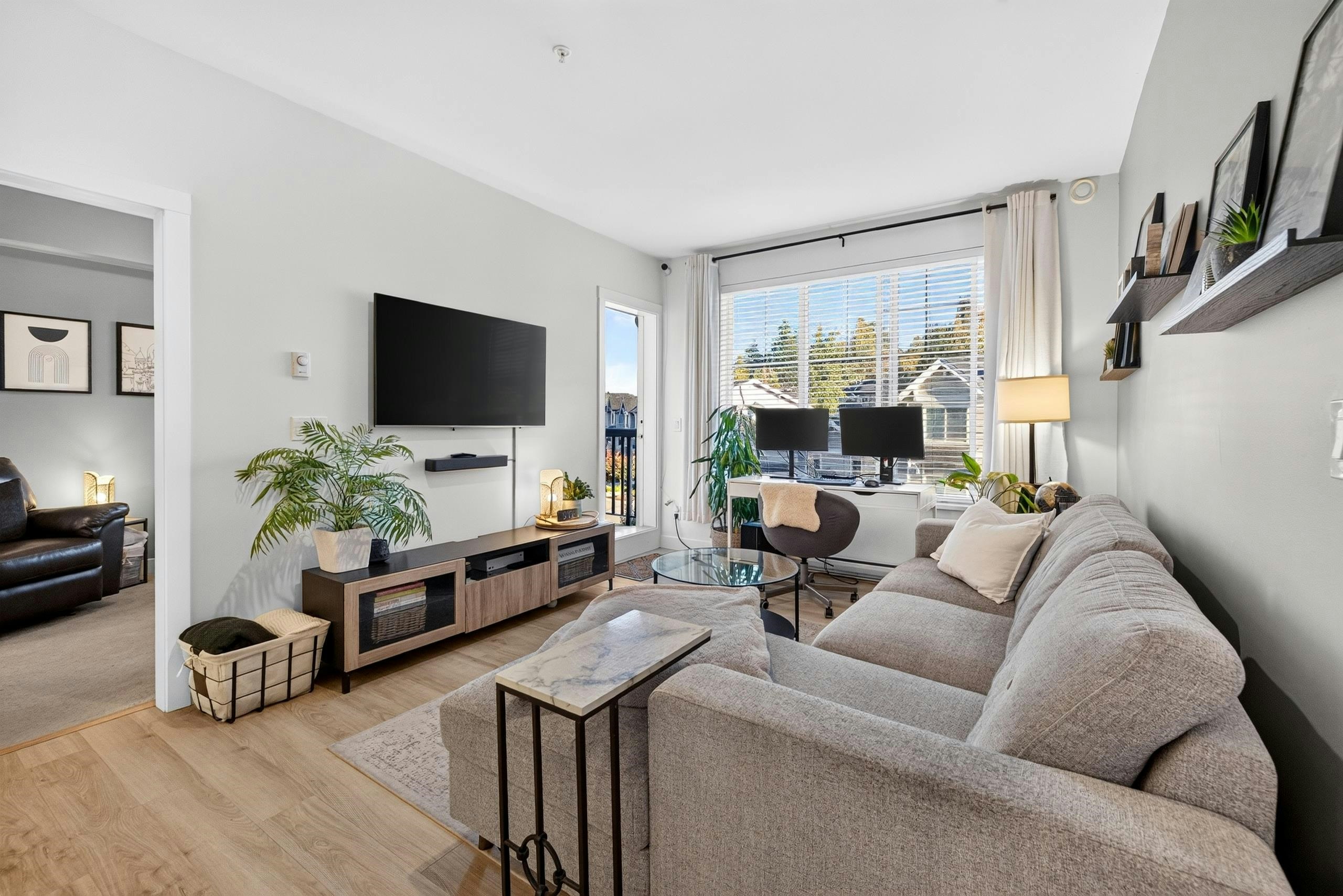 B306-20487 65 Avenue - 4