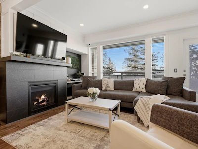 53-6026 Lindeman Street - 3