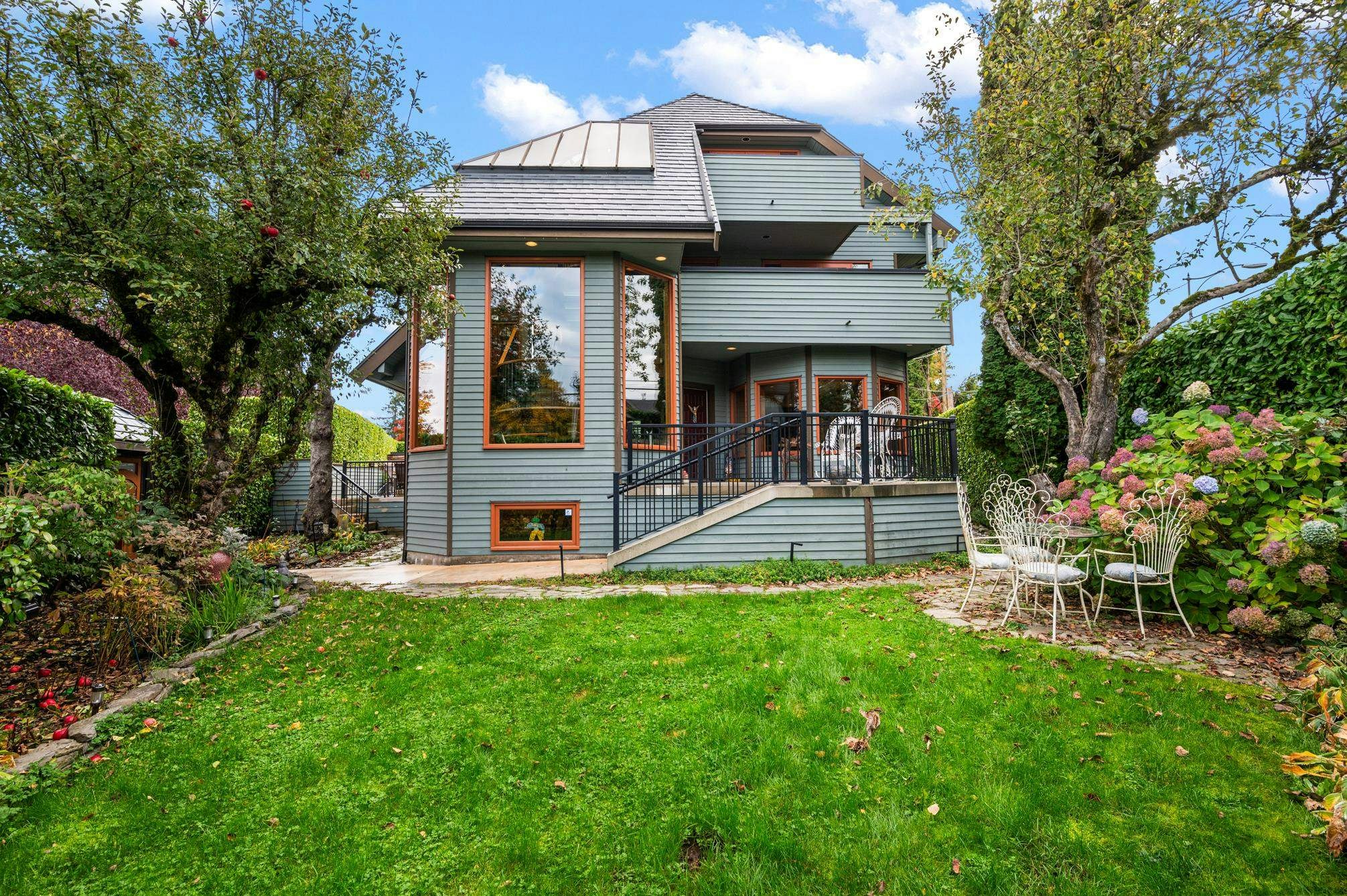 3850 Point Grey Road - 2