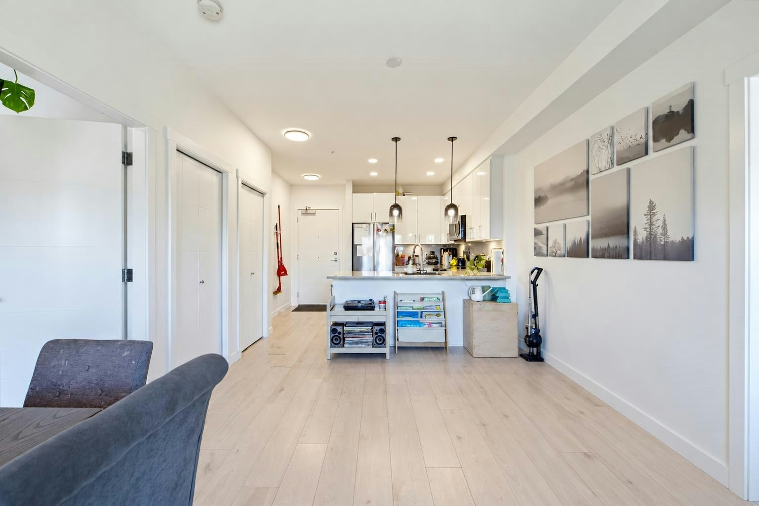 215-5504 Brydon Crescent - 4