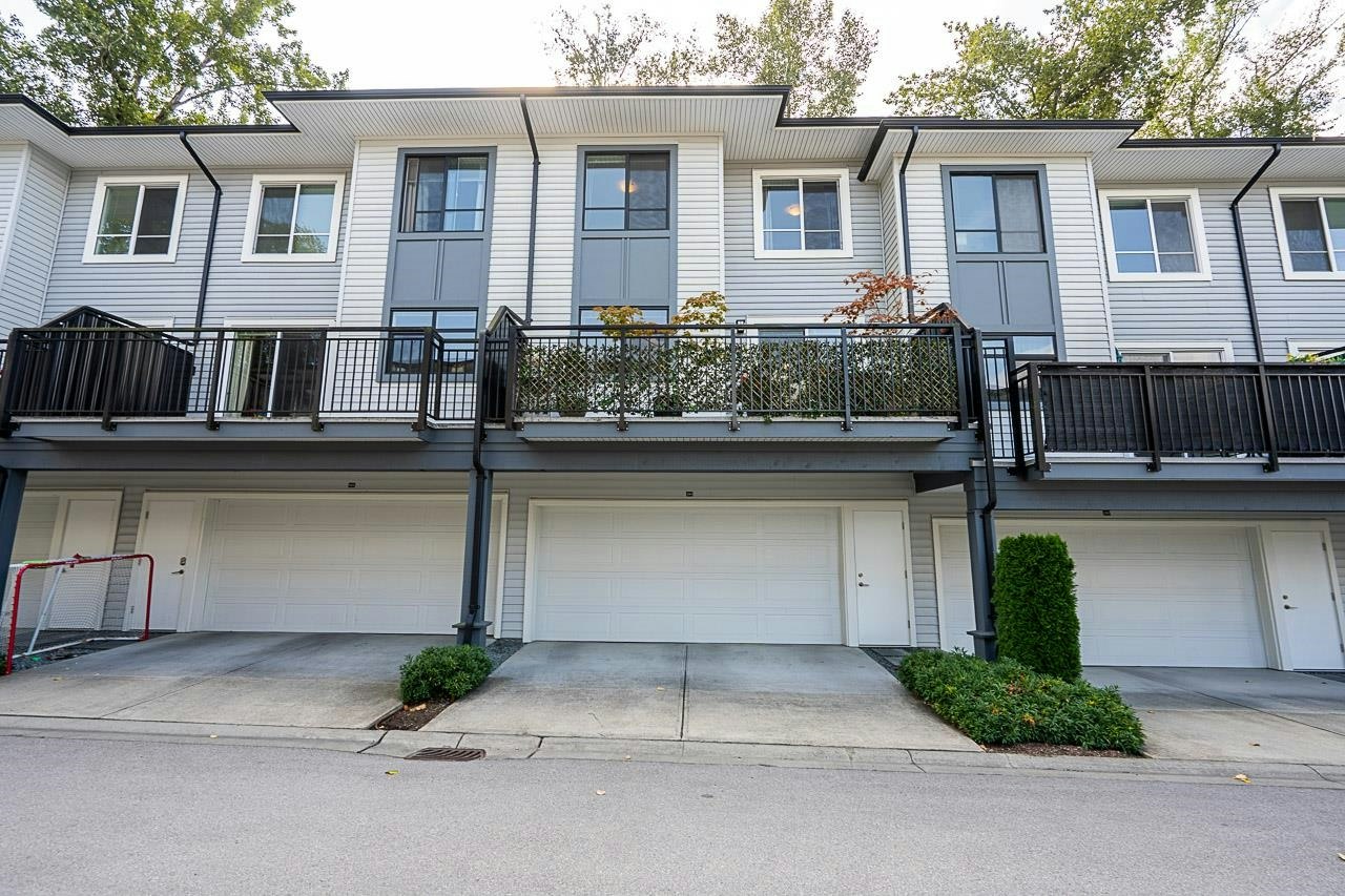 2004-18505 Laurensen Place, Surrey, BC, V4N 6R7
