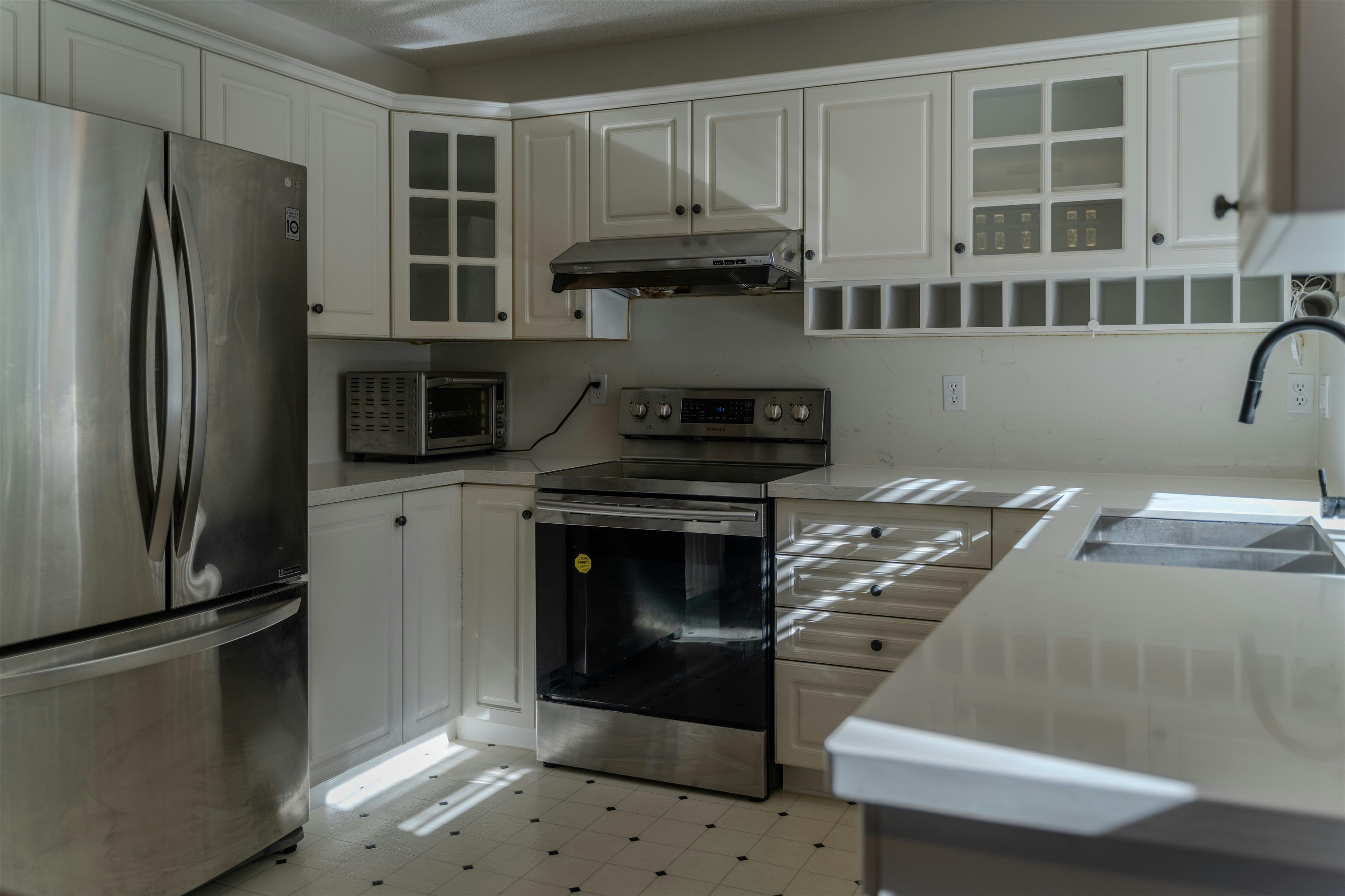17-15860 82 Avenue - 3