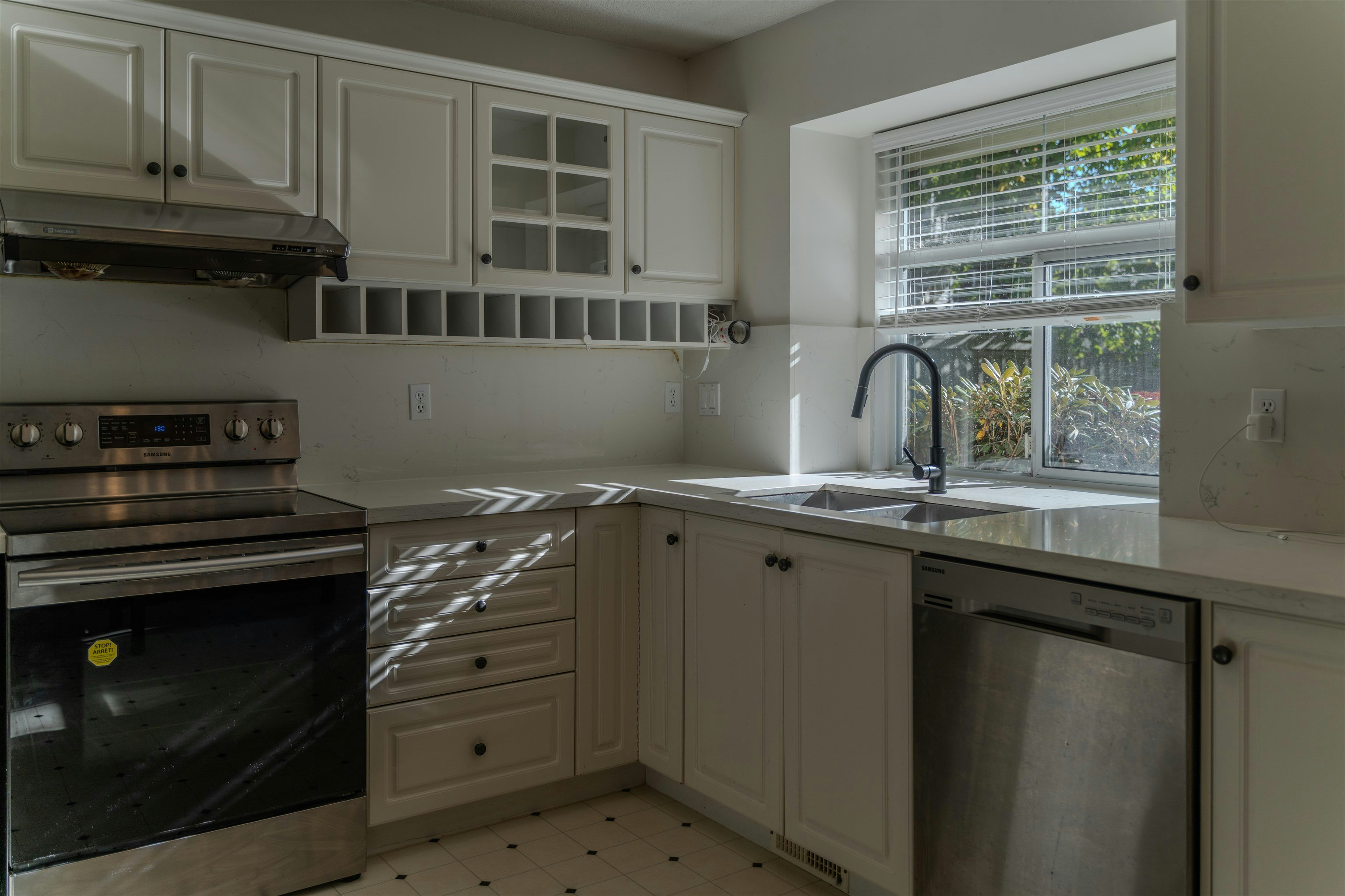17-15860 82 Avenue - 2