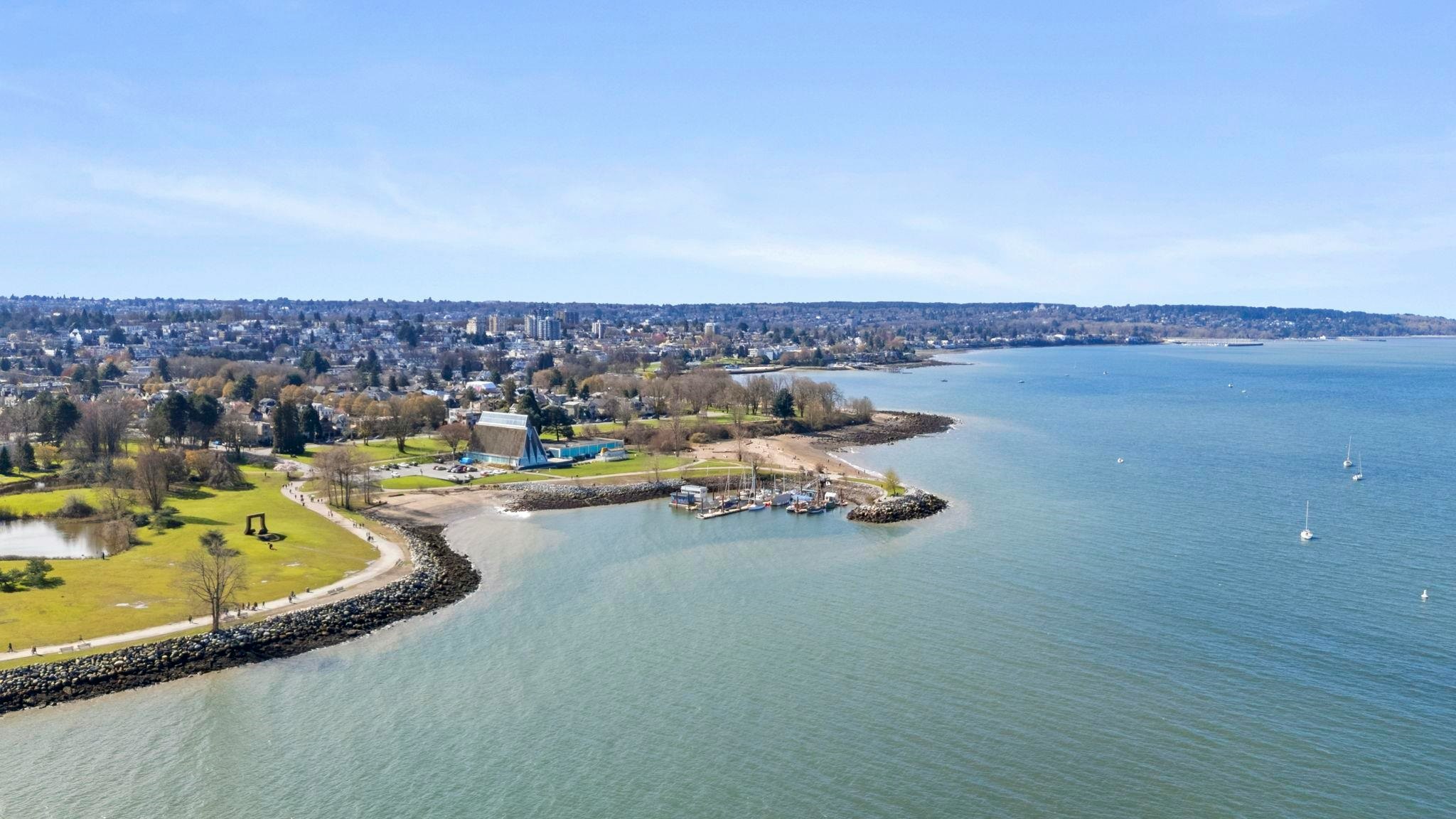 402-1575 Beach Avenue - 4