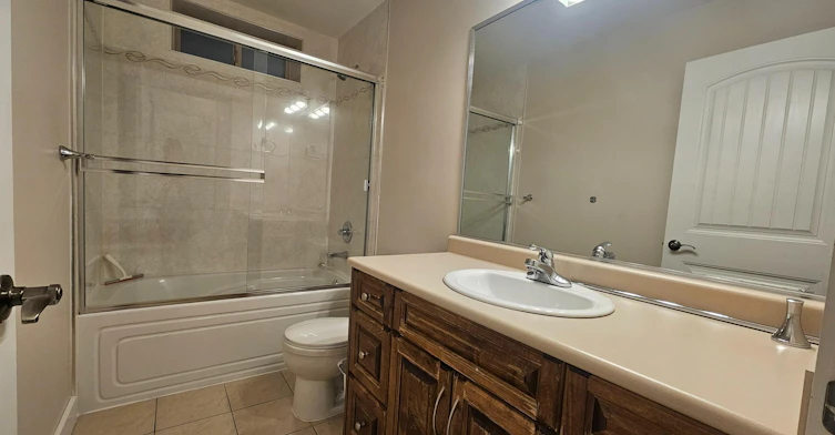 39xx Burke St, Burnaby, BC, V5H 1A6 - 9