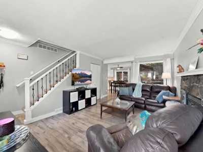 19-21550 Cherrington Avenue - 4