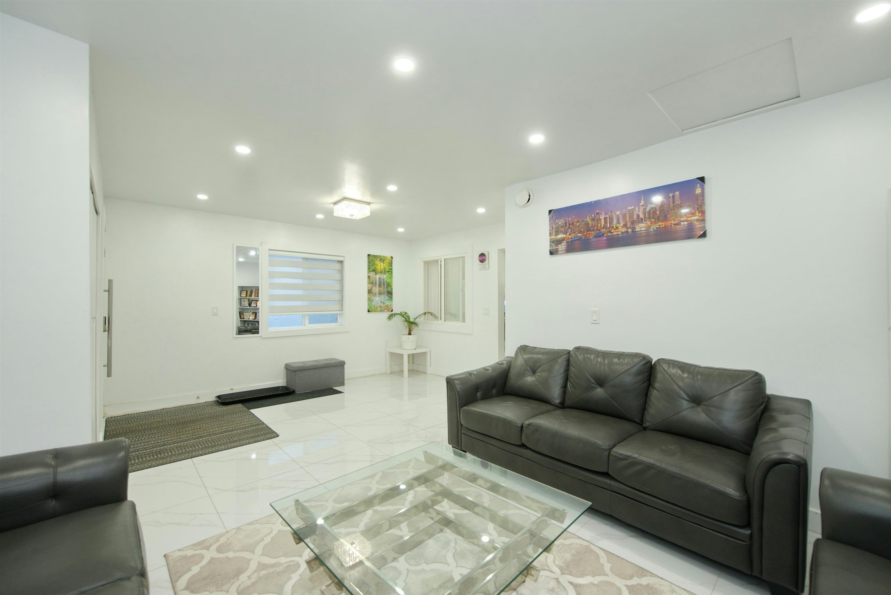 7681 125 Street - 3