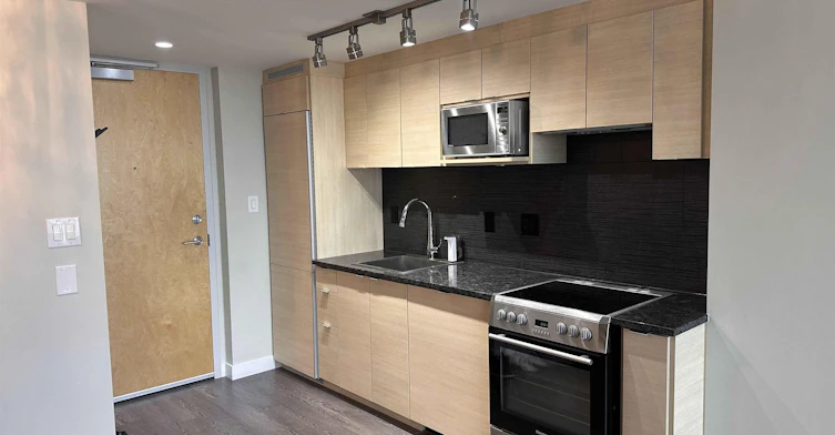 12xx-489 Interurban Way, Vancouver, BC, V5X 0C7 - 3