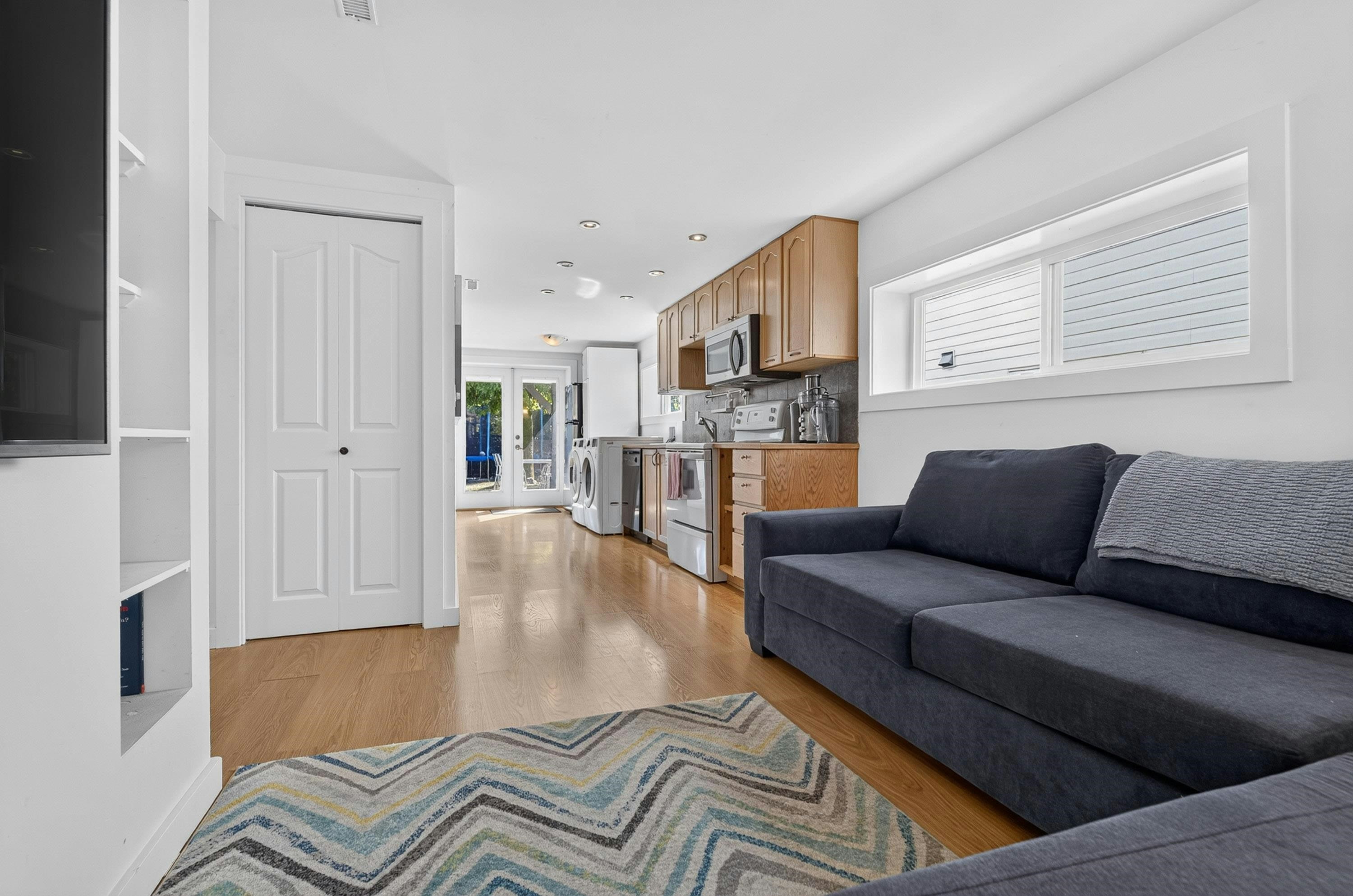 2218 E 11th Avenue, Vancouver, BC, V5N 1Z6 - 23