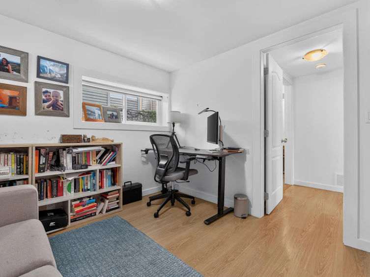 2218 E 11th Avenue, Vancouver, BC, V5N 1Z6 - 28