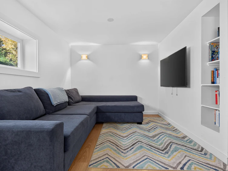 2218 E 11th Avenue, Vancouver, BC, V5N 1Z6 - 21